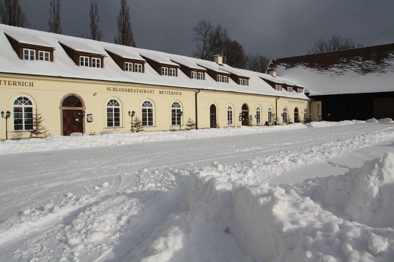 Zamecky Hotel Metternich Velka Hledsebe 외부 사진
