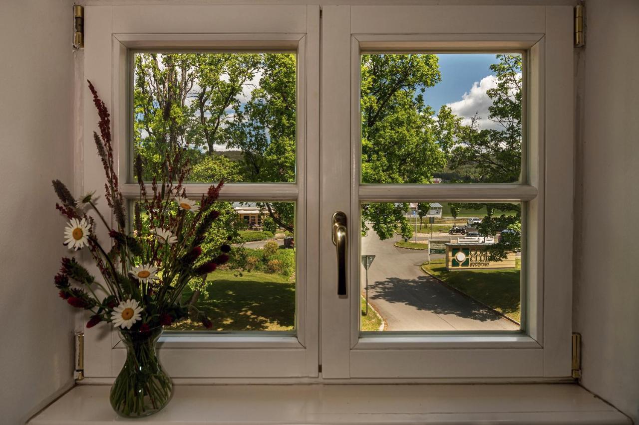 Zamecky Hotel Metternich Velka Hledsebe 외부 사진